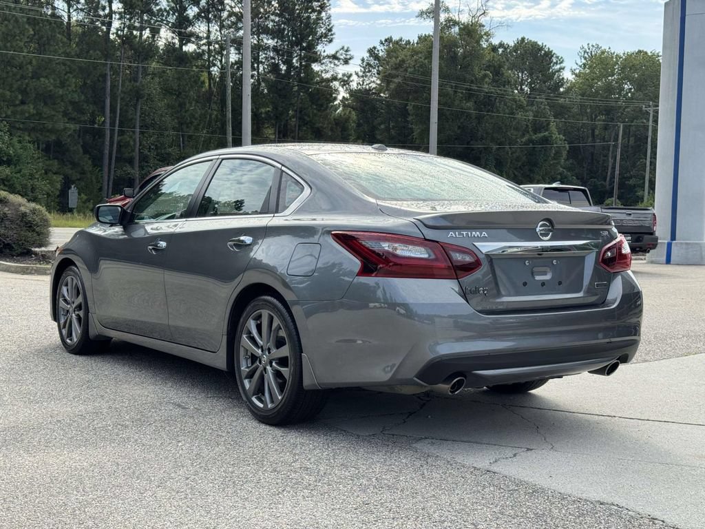 Used 2018 Nissan Altima 2.5 SR w/ SR Special Edition FWD image 24