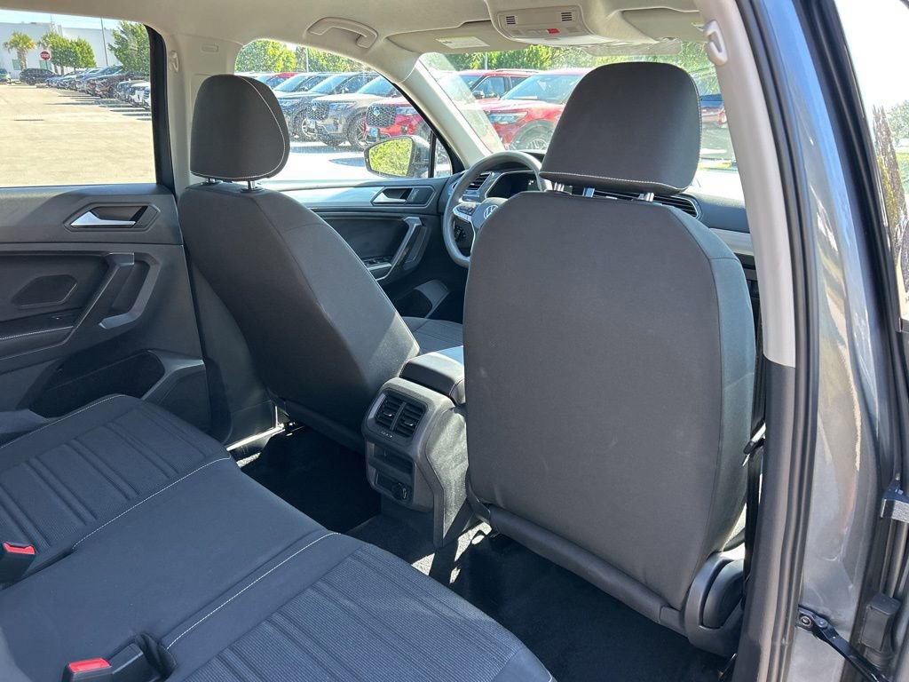 Used 2022 Volkswagen Tiguan S image 39