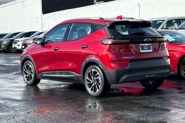 Used 2022 Chevrolet Bolt EUV Premier image 3
