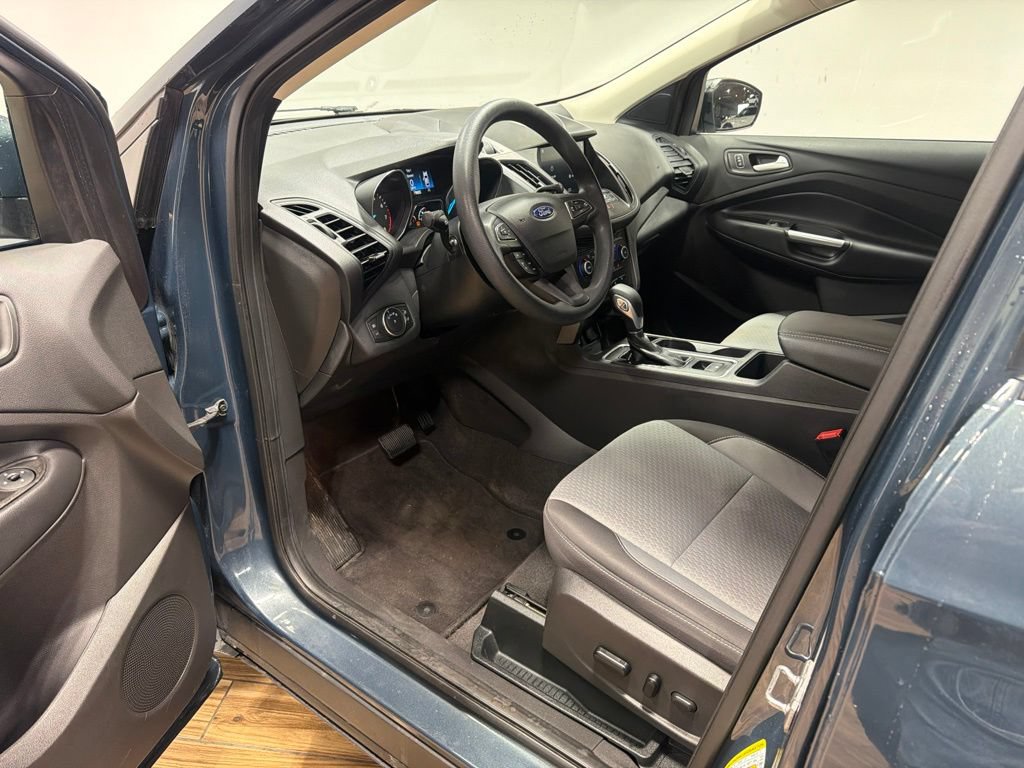 Certified 2019 Ford Escape SE AWD/4WD image 14