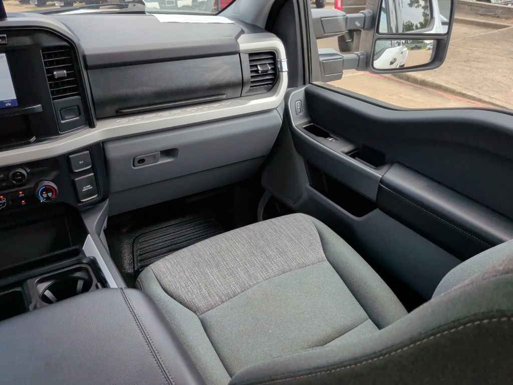 Certified 2024 Ford F350 XLT AWD/4WD image 12