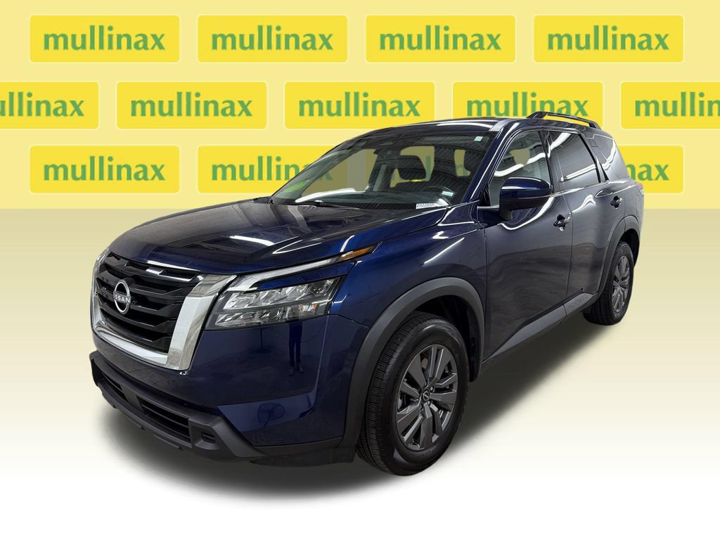 Used 2025 Nissan Pathfinder SV FWD image 14