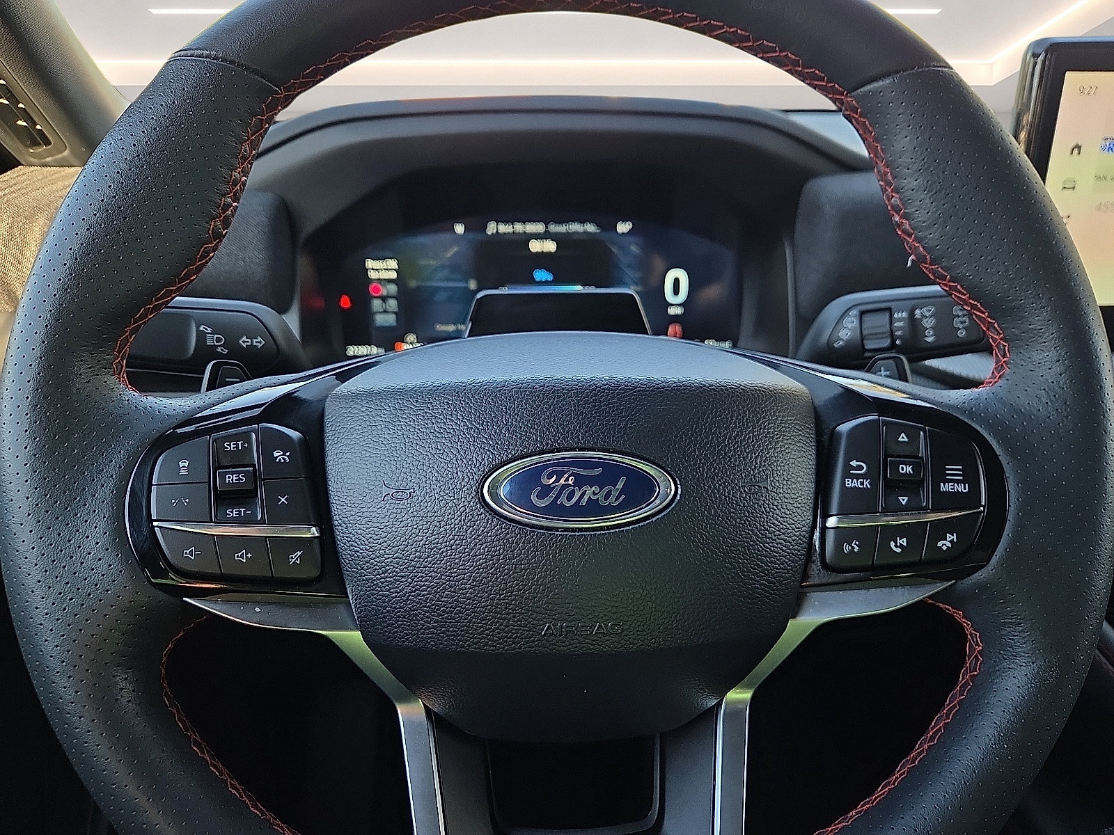 Certified 2025 Ford Explorer ST AWD/4WD image 24
