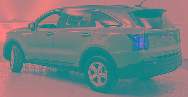 Used 2022 Kia Sorento LX AWD/4WD image 4