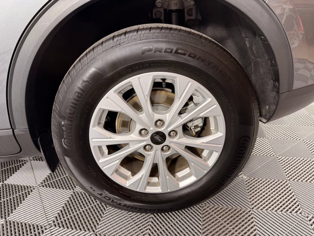 Certified 2025 Ford Escape Active AWD/4WD image 14