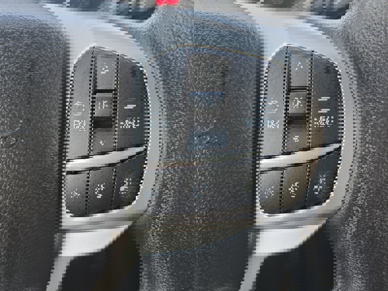 Certified 2022 Ford Explorer XLT w/ Equipment Group 202A image 15