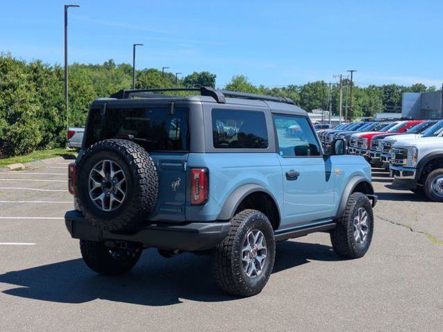 Certified 2022 Ford Bronco Badlands AWD/4WD image 3