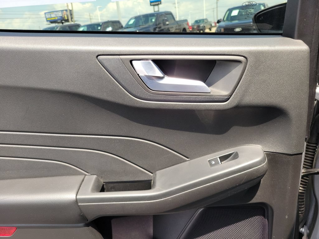 Certified 2023 Ford Escape ST-Line w/ Tech Pack #1 FWD image 15