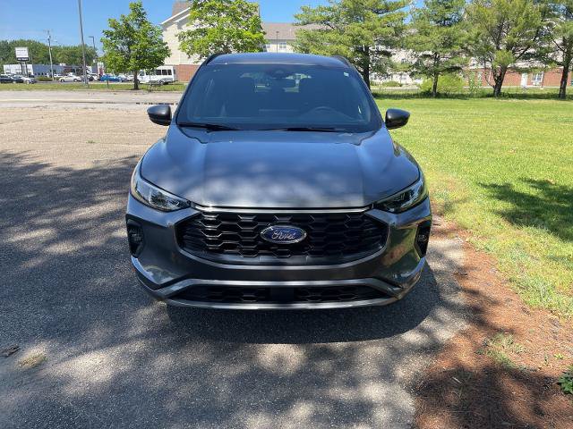 Certified 2025 Ford Escape ST-Line Elite AWD/4WD image 14