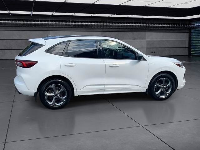 Certified 2023 Ford Escape ST-Line w/ Tech Pack #1 AWD/4WD image 14