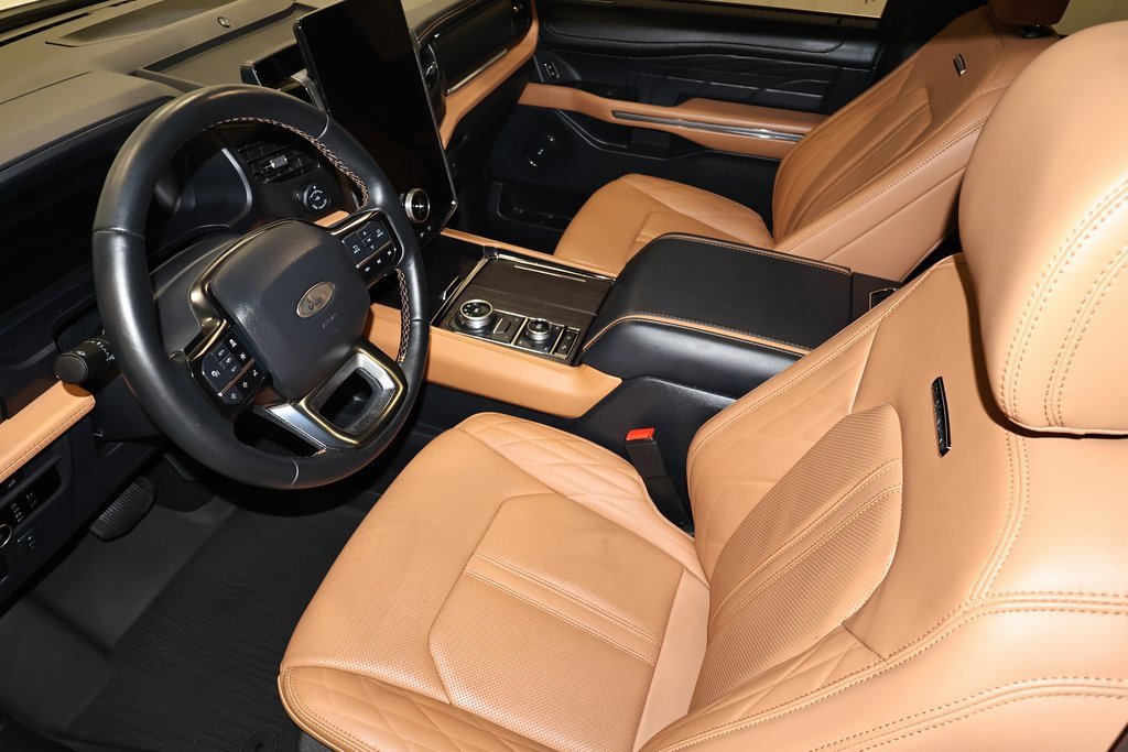 Certified 2024 Ford Expedition Platinum image 39