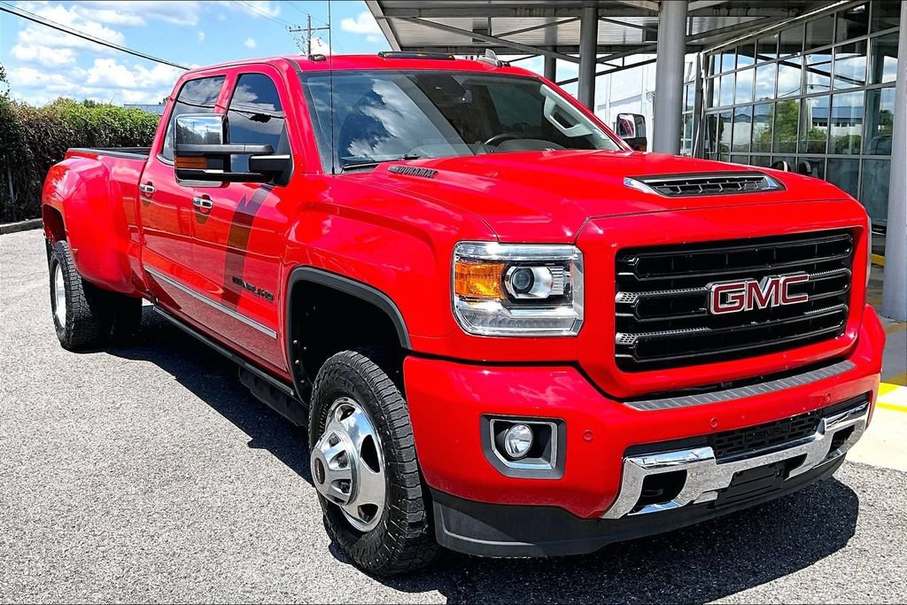 Used 2018 GMC Sierra 3500 SLT w/ Duramax Plus Package AWD/4WD image 3