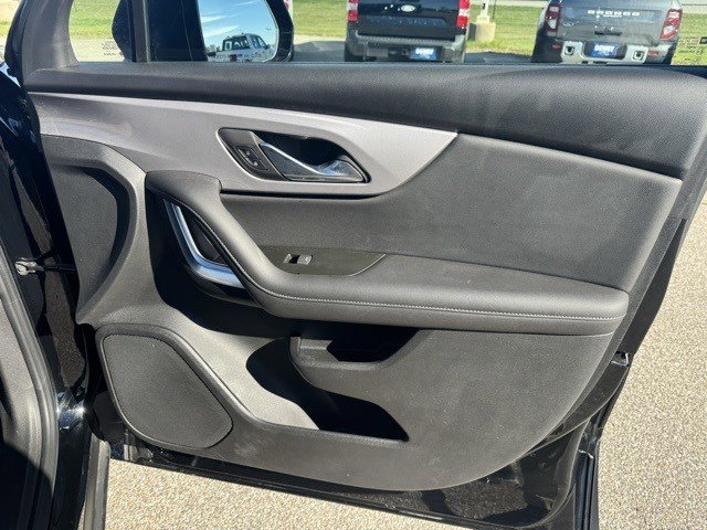 Used 2022 Chevrolet Blazer LT image 33