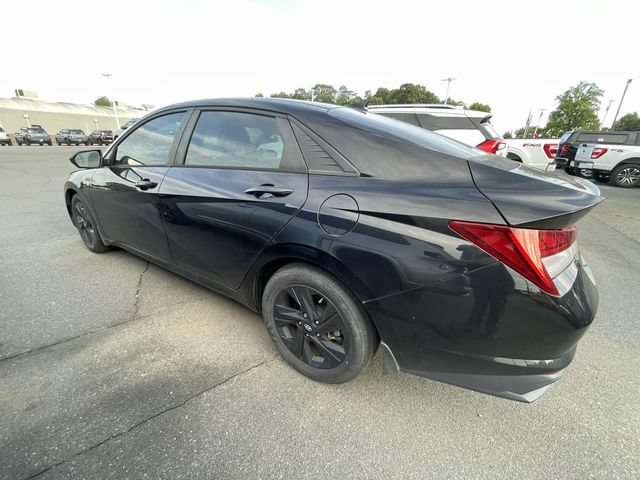 Used 2022 Hyundai Elantra Blue FWD image 8