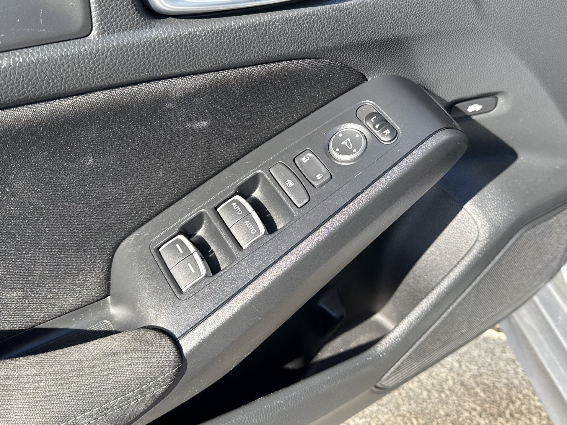 Used 2025 Honda Civic Sport image 18