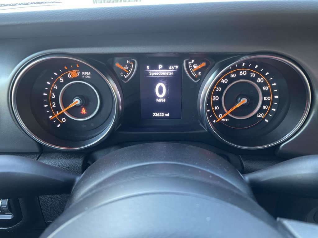 Used 2023 Jeep Wrangler Sport AWD/4WD image 32
