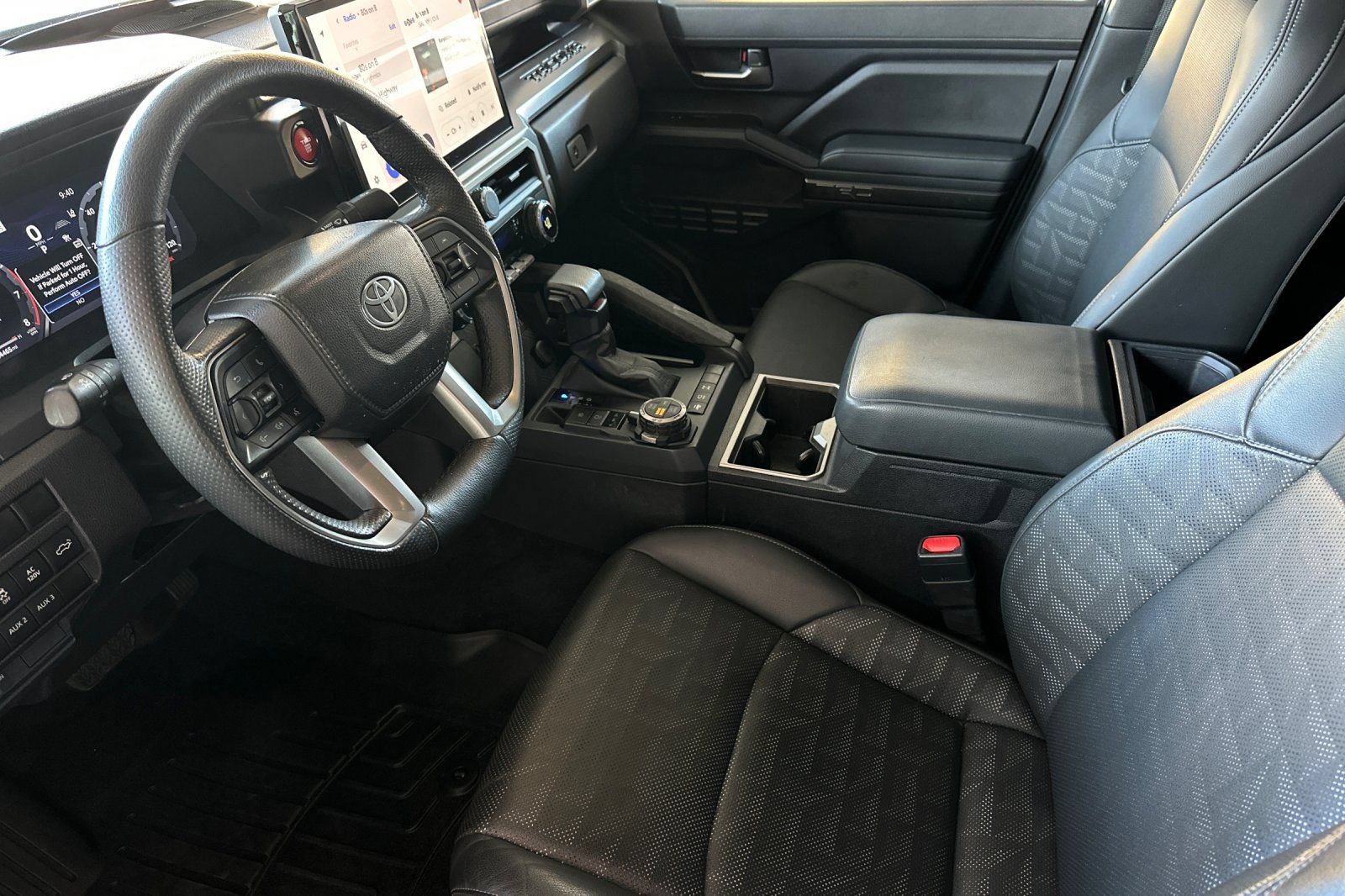 Used 2024 Toyota Tacoma TRD Off-Road w/ TRD Off Road Premium Package AWD/4WD image 9
