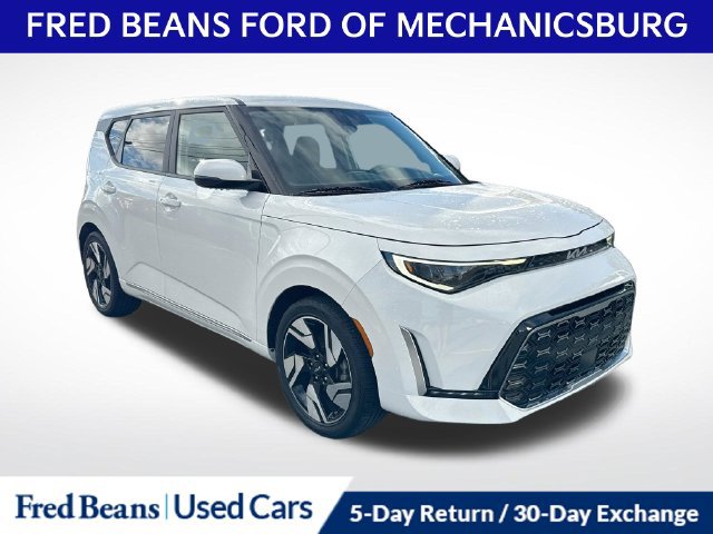 Used 2023 Kia Soul GT-Line w/ GT-Line Technology Package FWD image 1