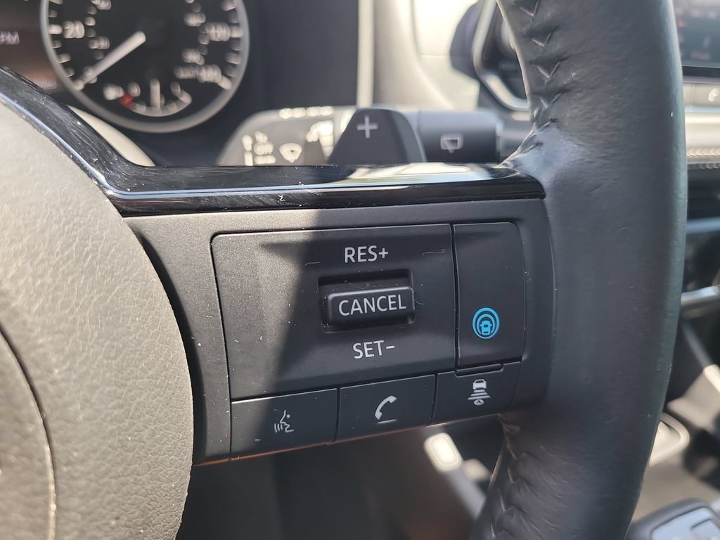 Used 2021 Nissan Rogue SV w/ Premium Package FWD image 28