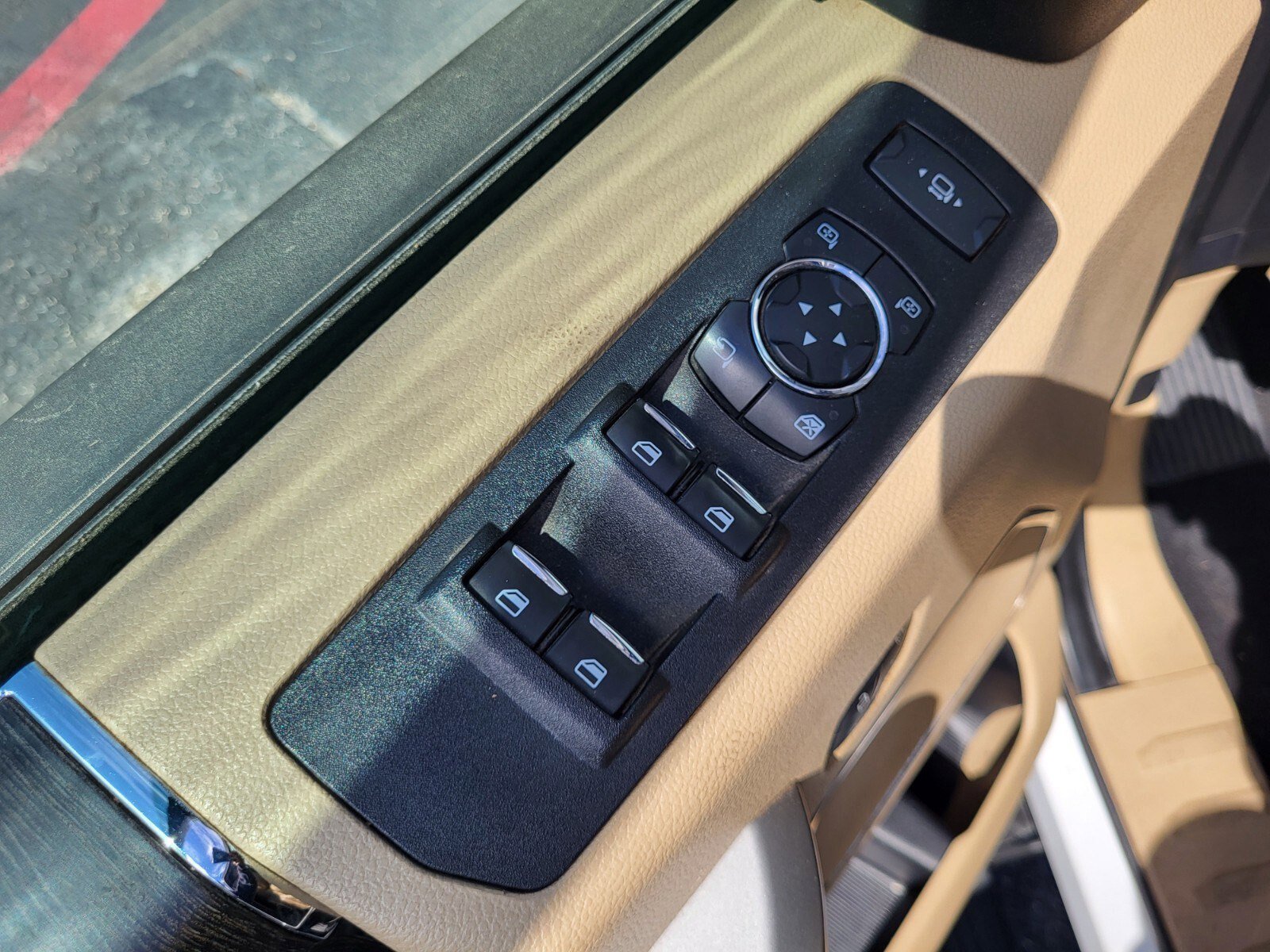 Certified 2021 Ford F250 Lariat w/ Lariat Ultimate Package image 19