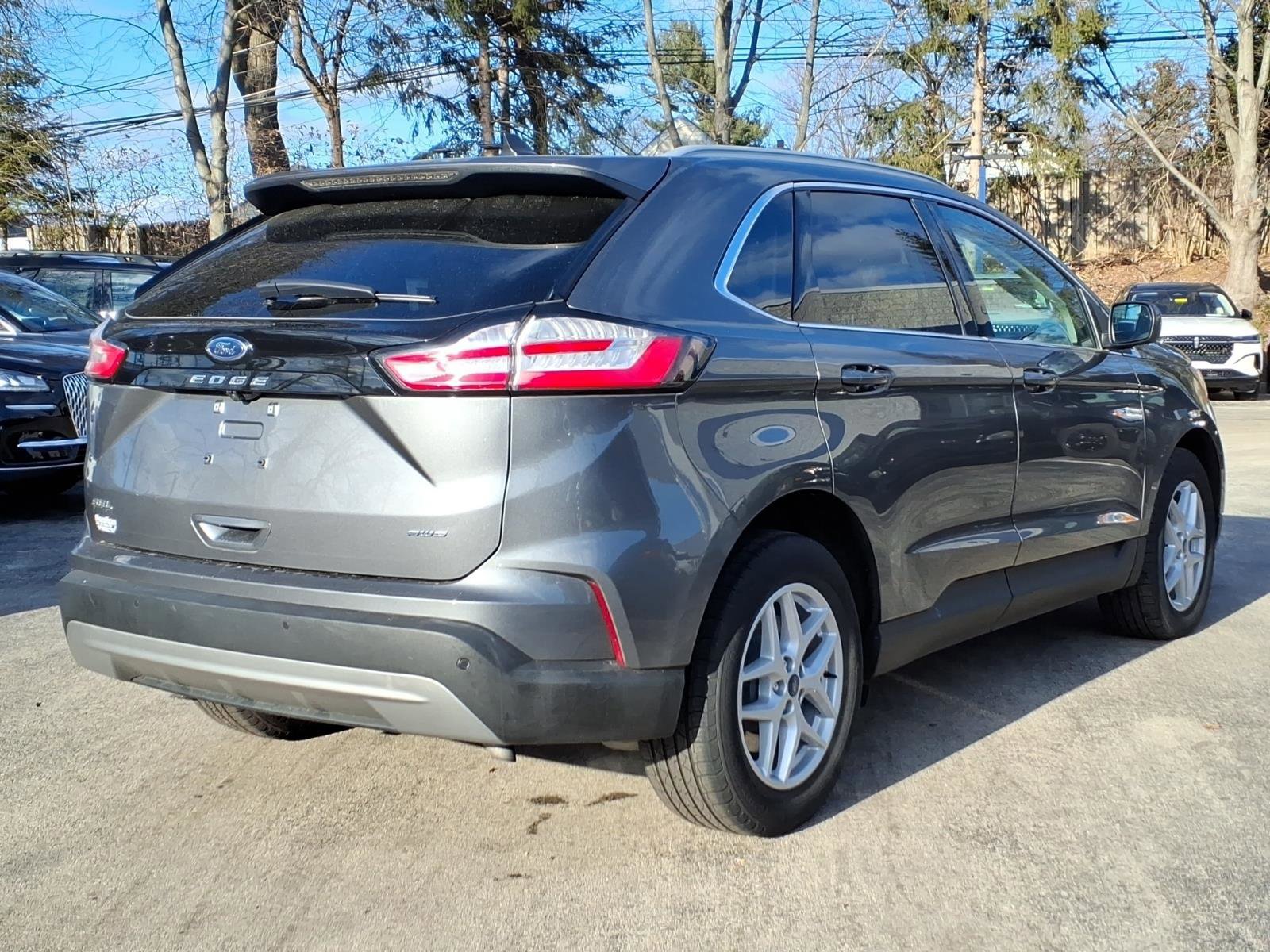 Certified 2022 Ford Edge SEL w/ Convenience Package image 5