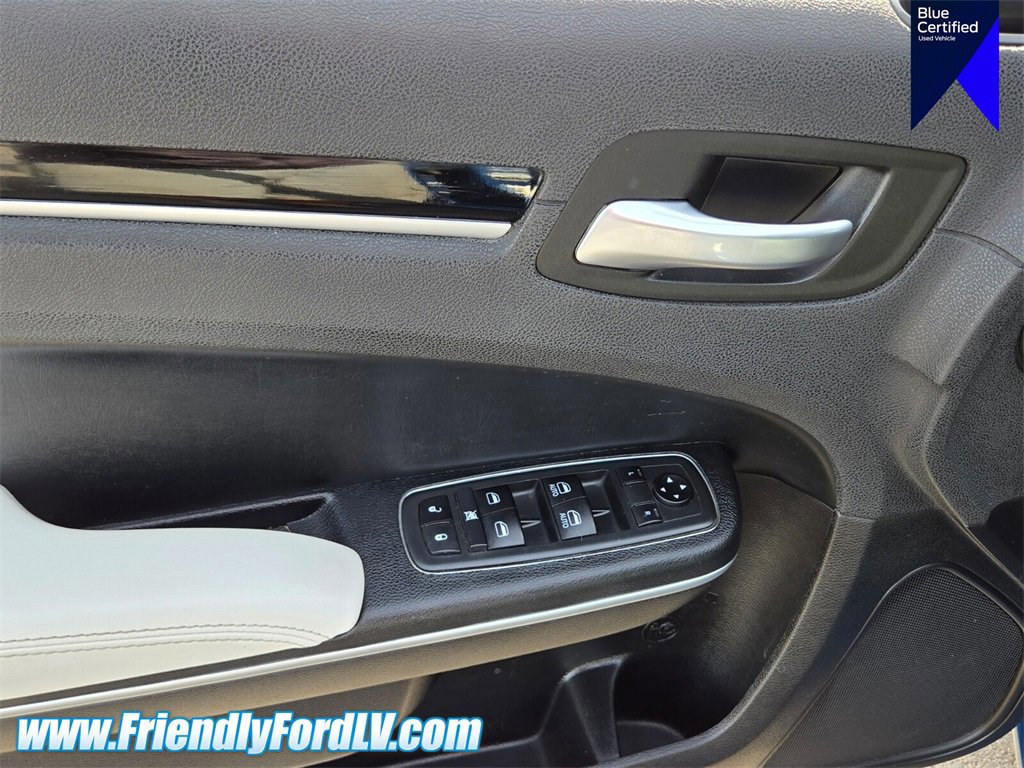 Used 2020 Chrysler 300 S w/ 300S Premium Group image 19