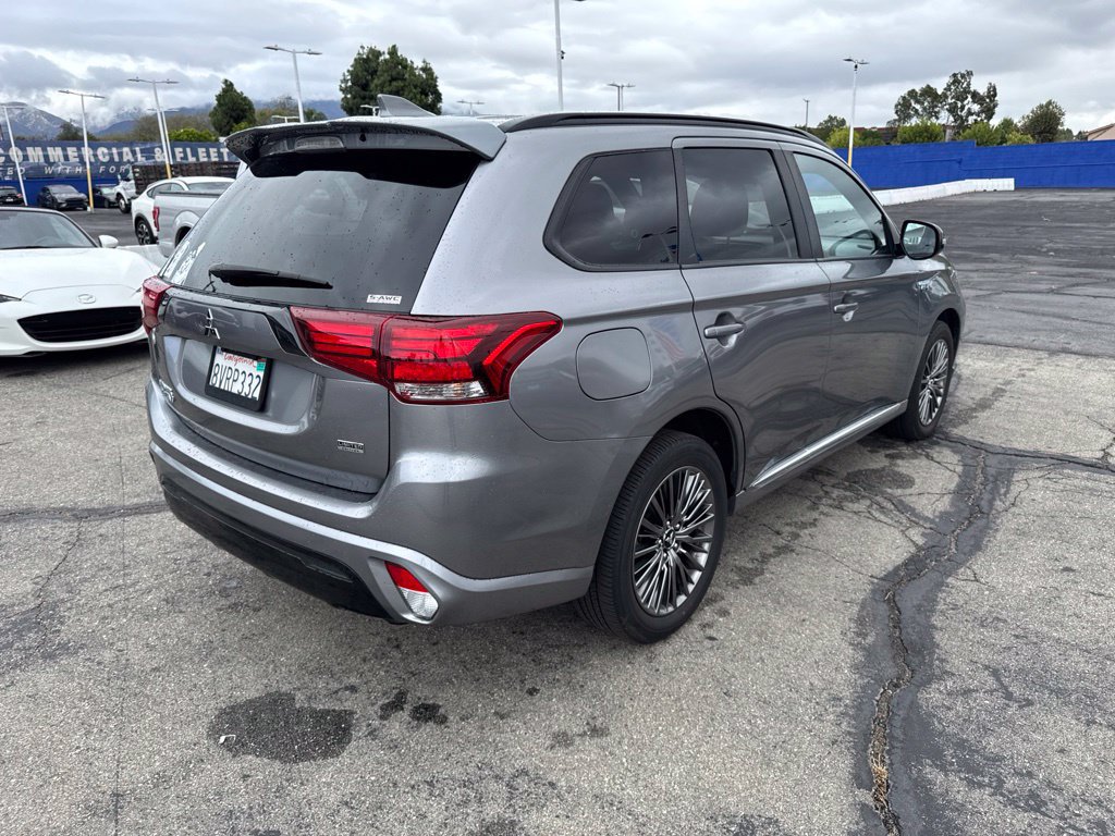 Used 2021 Mitsubishi Outlander LE AWD/4WD image 9