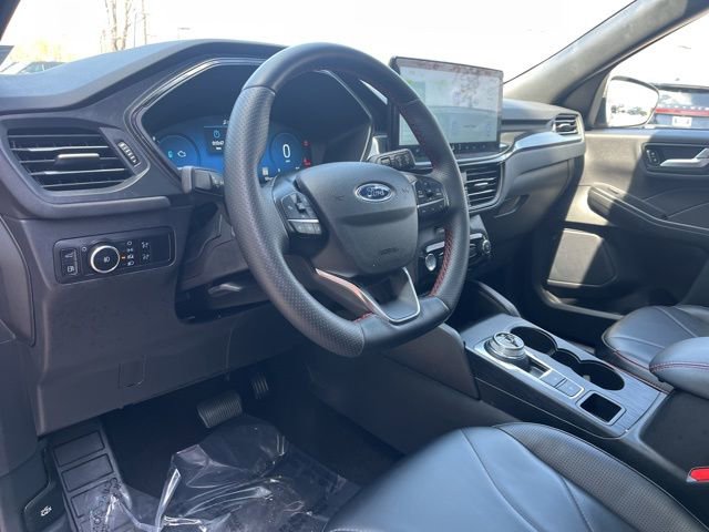Certified 2025 Ford Escape ST-Line Elite w/ Premium Technology Package AWD/4WD image 26