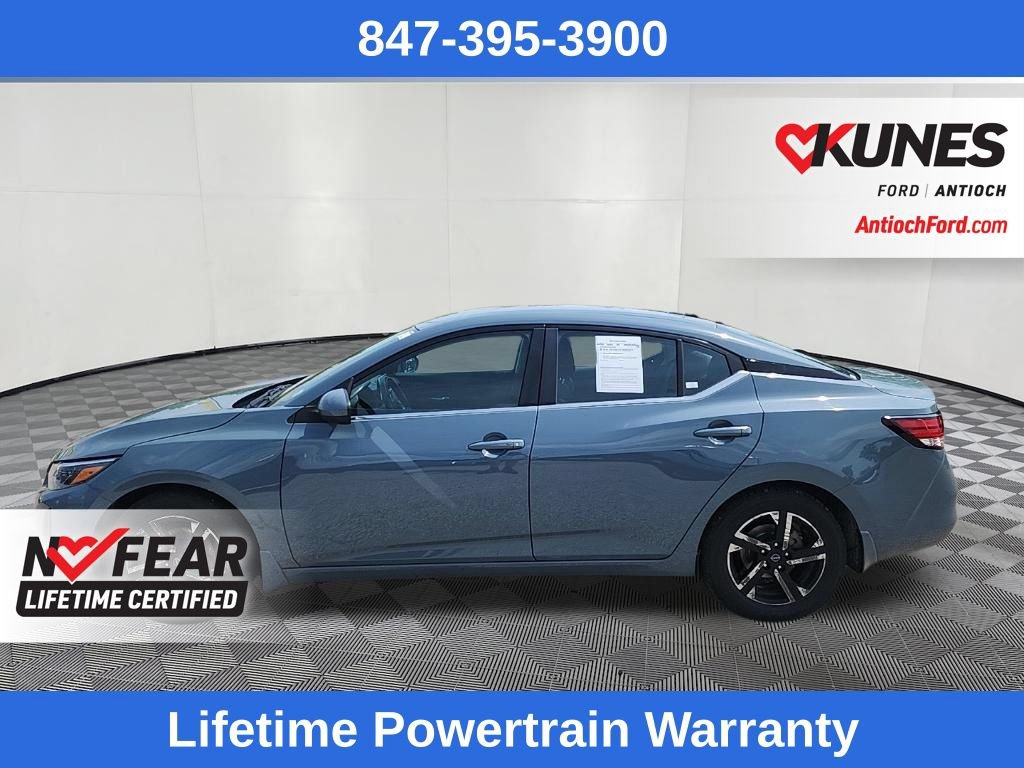 Used 2024 Nissan Sentra SV FWD image 3