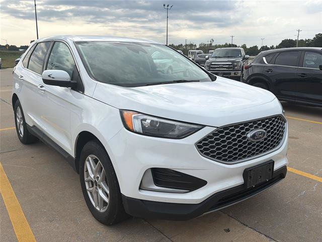 Certified 2024 Ford Edge SEL AWD/4WD image 2