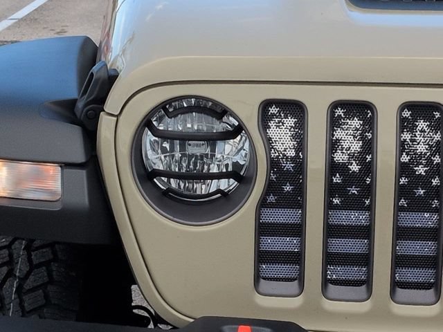 Used 2022 Jeep Gladiator Mojave w/ Trailer Tow Package AWD/4WD image 10
