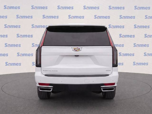 Used 2024 Cadillac Escalade Luxury RWD image 6
