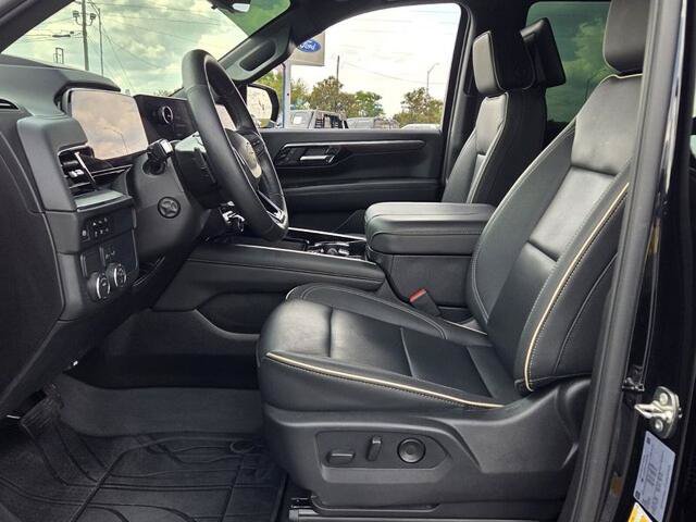 Used 2026 Chevrolet Tahoe Premier RWD image 5