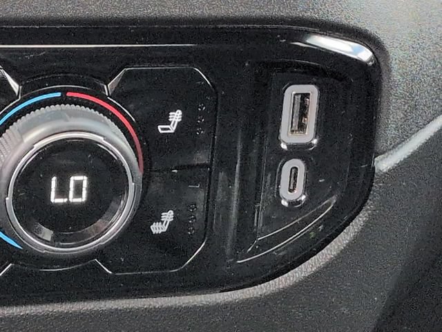 Used 2023 Chevrolet Silverado 1500 RST AWD/4WD image 29