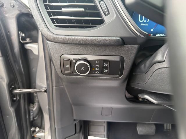 Certified 2025 Ford Escape Platinum AWD/4WD image 25