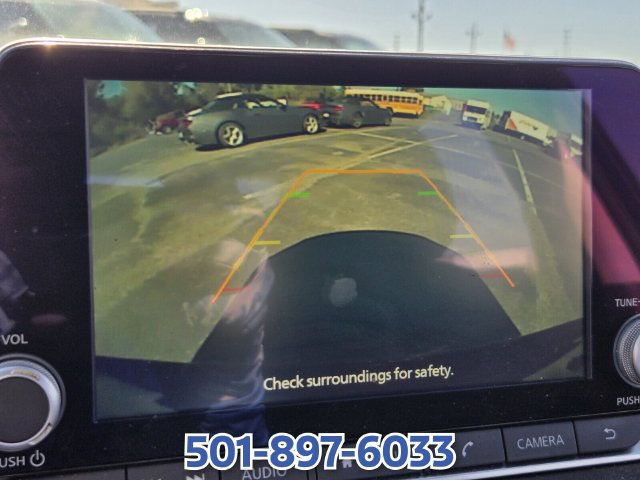 Used 2024 Nissan Sentra SV FWD image 21