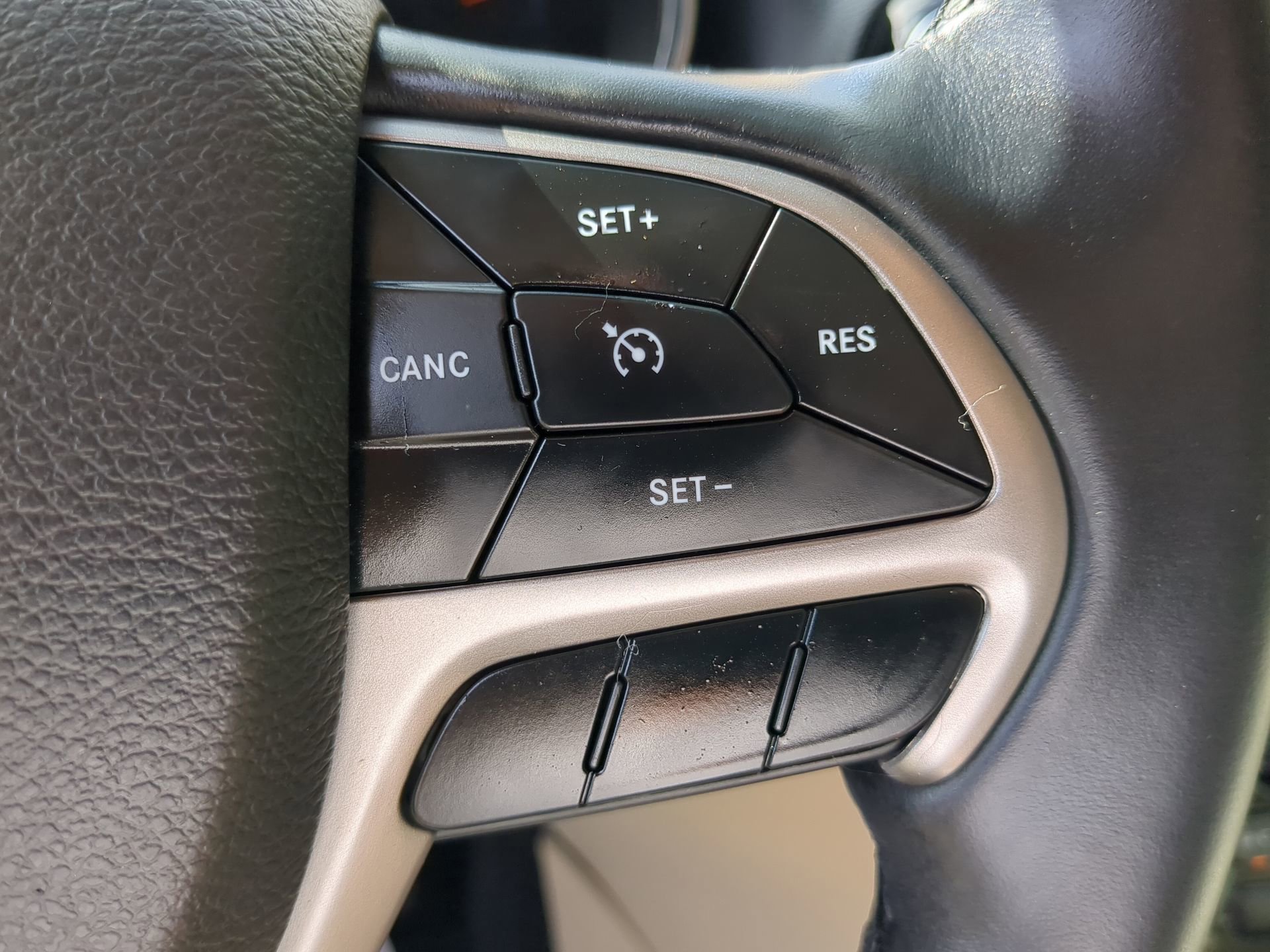 Used 2019 Jeep Grand Cherokee Limited image 58