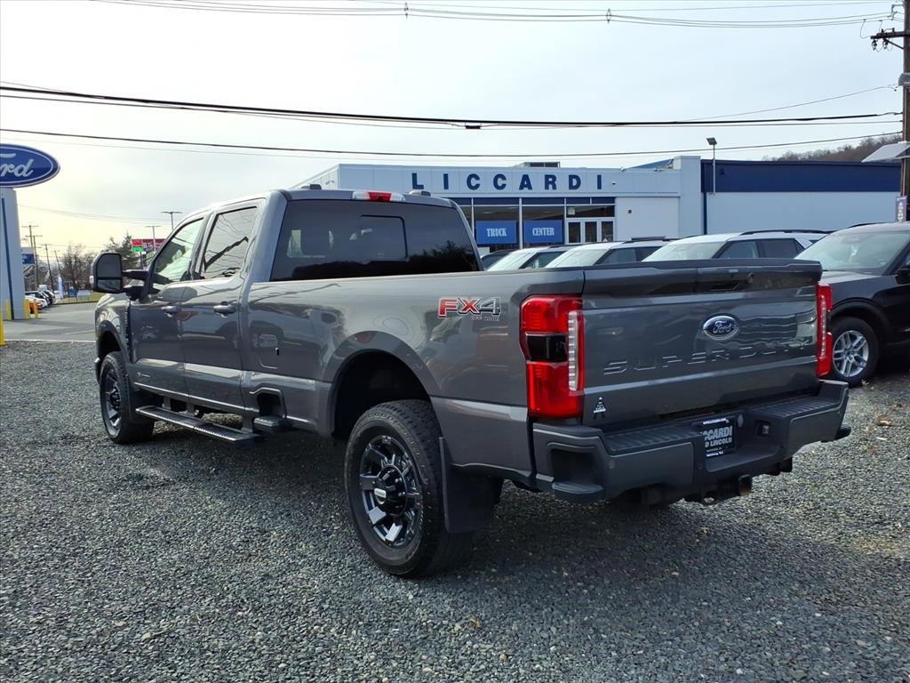 Certified 2023 Ford F250 Lariat w/ Lariat Ultimate Package image 5