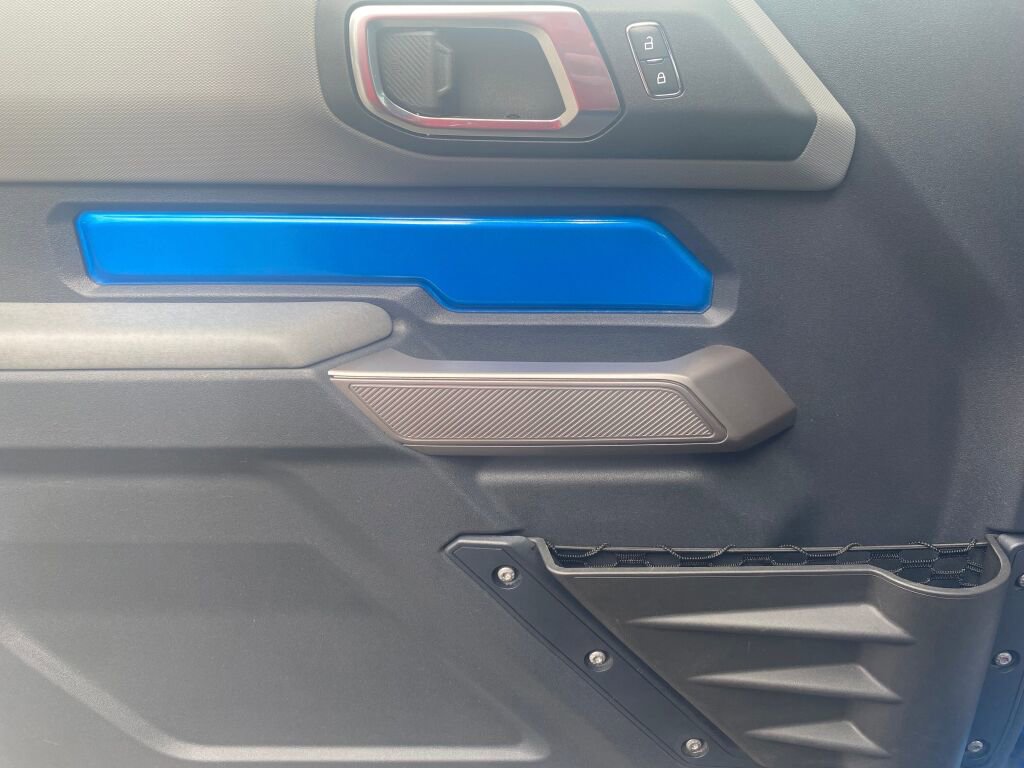 Certified 2023 Ford Bronco Black Diamond image 6