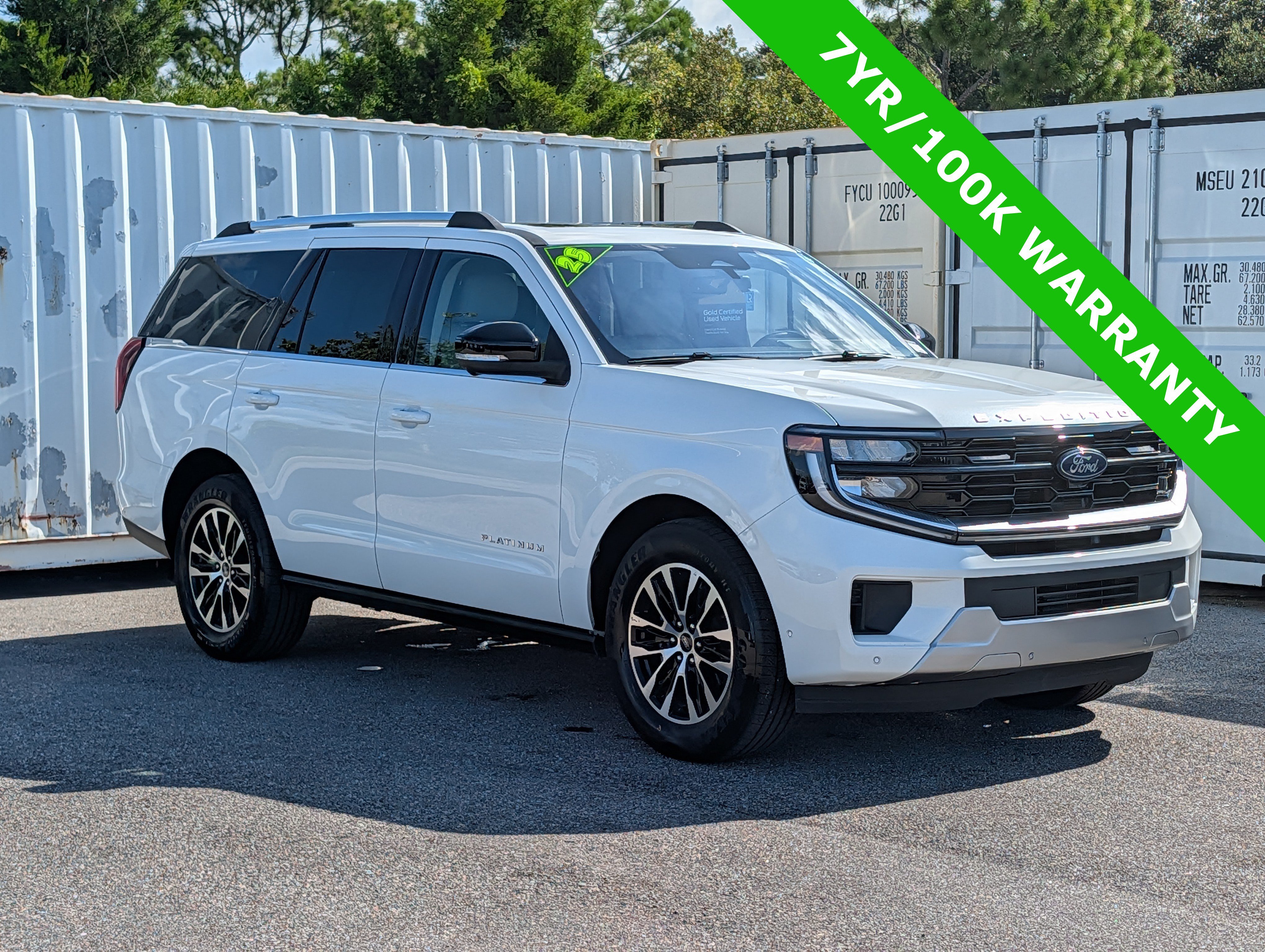 Certified 2025 Ford Expedition Platinum AWD/4WD image 3