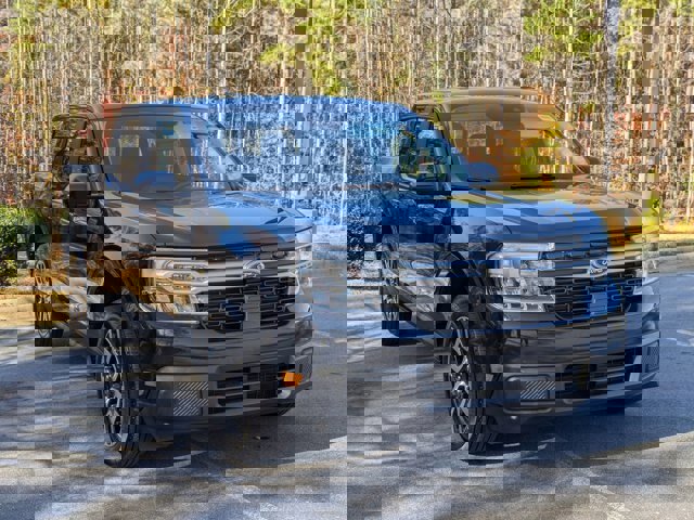 Certified 2023 Ford Maverick Lariat w/ Lariat Luxury Package image 2