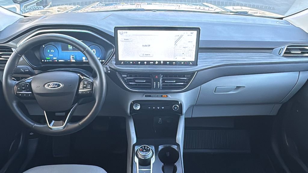 Certified 2025 Ford Escape Platinum image 9