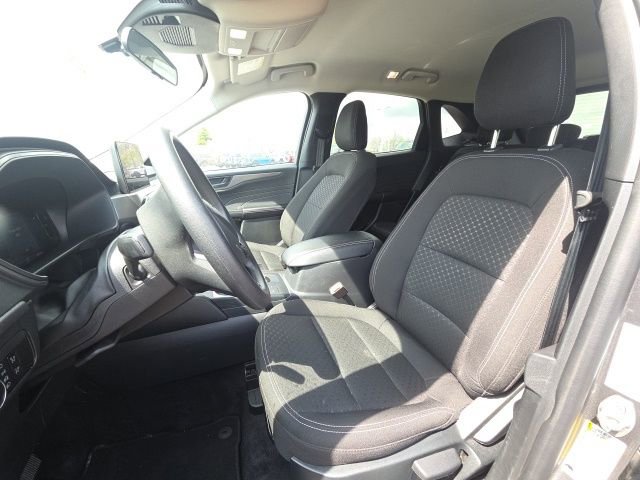 Certified 2025 Ford Escape Active image 25