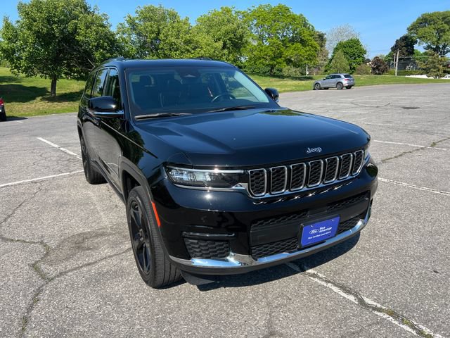 Used 2021 Jeep Grand Cherokee L Limited w/ MOPAR Finishing Package AWD/4WD image 2
