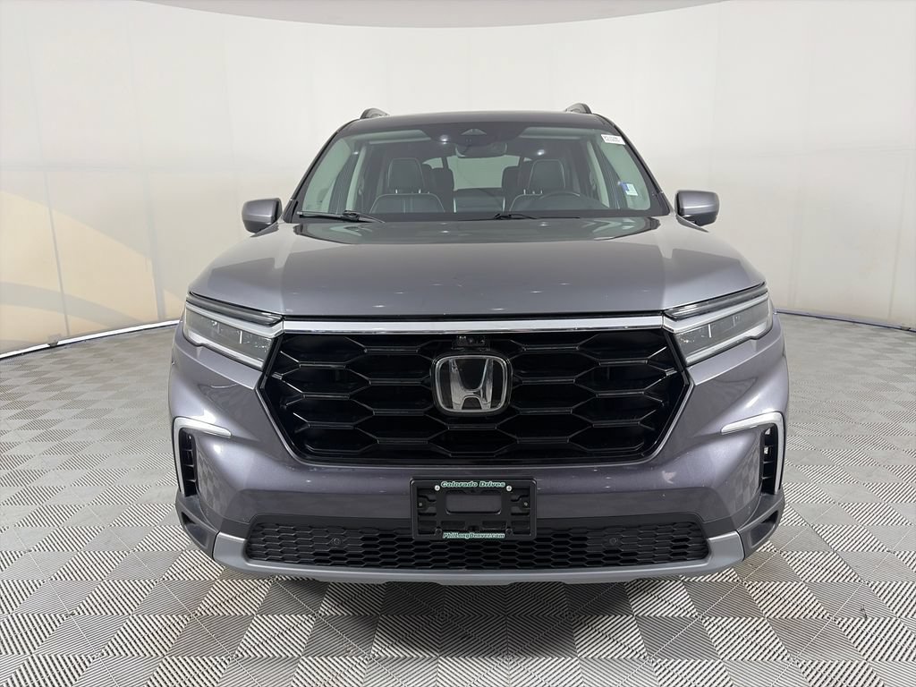 Used 2023 Honda Pilot Elite image 2