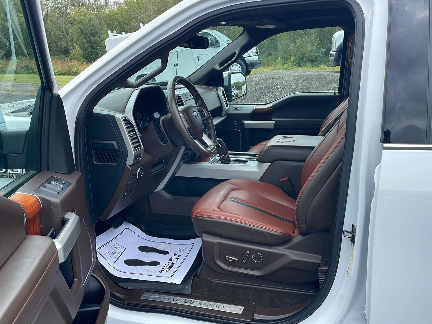 Certified 2019 Ford F150 King Ranch w/ Equipment Group 601A Luxury AWD/4WD image 10