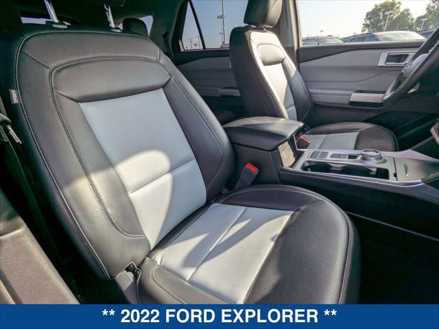 Certified 2022 Ford Explorer XLT w/ Equipment Group 202A image 21