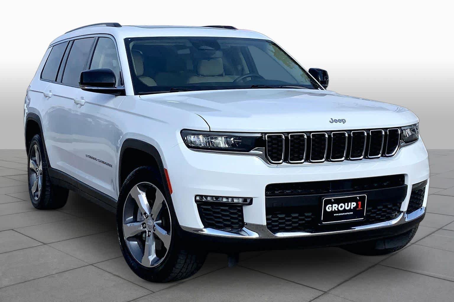 Used 2022 Jeep Grand Cherokee L Limited AWD/4WD image 3