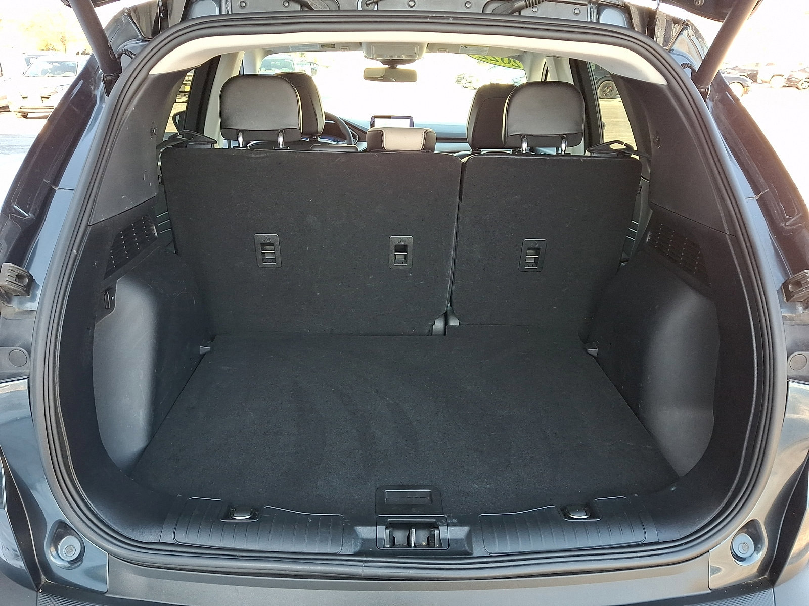 Certified 2022 Ford Escape Titanium w/ Class II Trailer Tow Package image 29