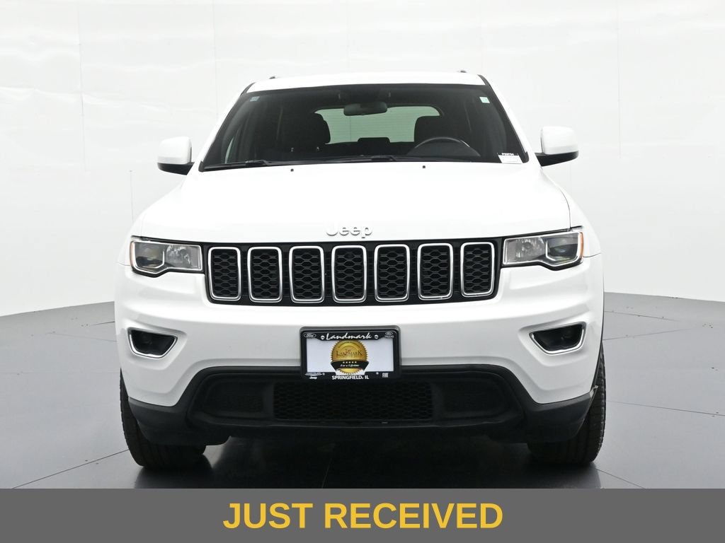 Used 2020 Jeep Grand Cherokee Laredo AWD/4WD image 3